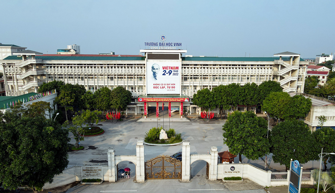 Với số điểm nổi bật 27,25, Trang đã trúng tuyển vào khoa Giáo dục tiểu học, Trường Đại học Vinh.