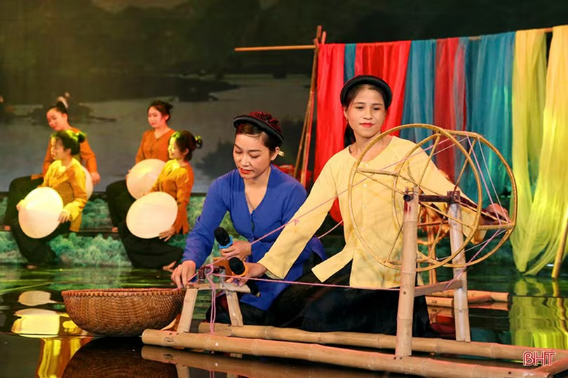 Trường Lưu với Ví phường vải